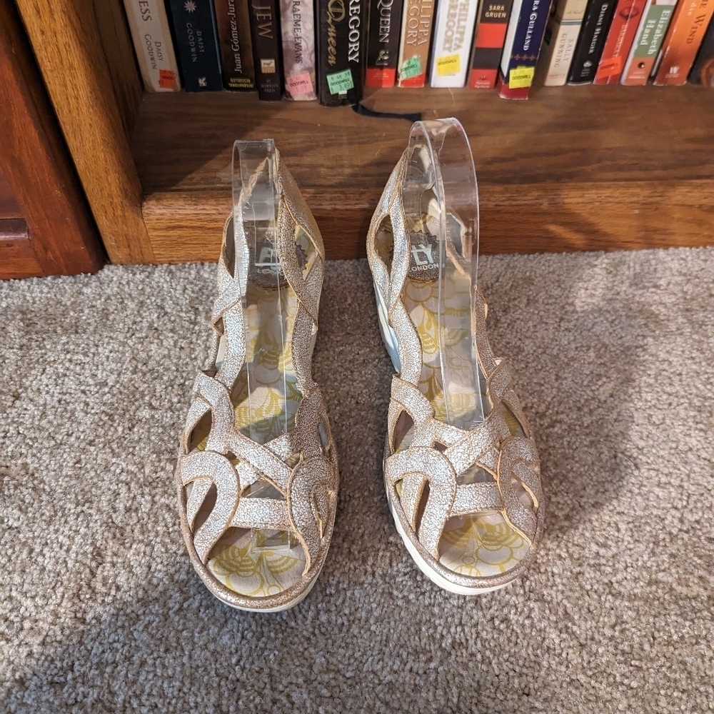 FLY London gold and white wedge sandals sz 8 euc